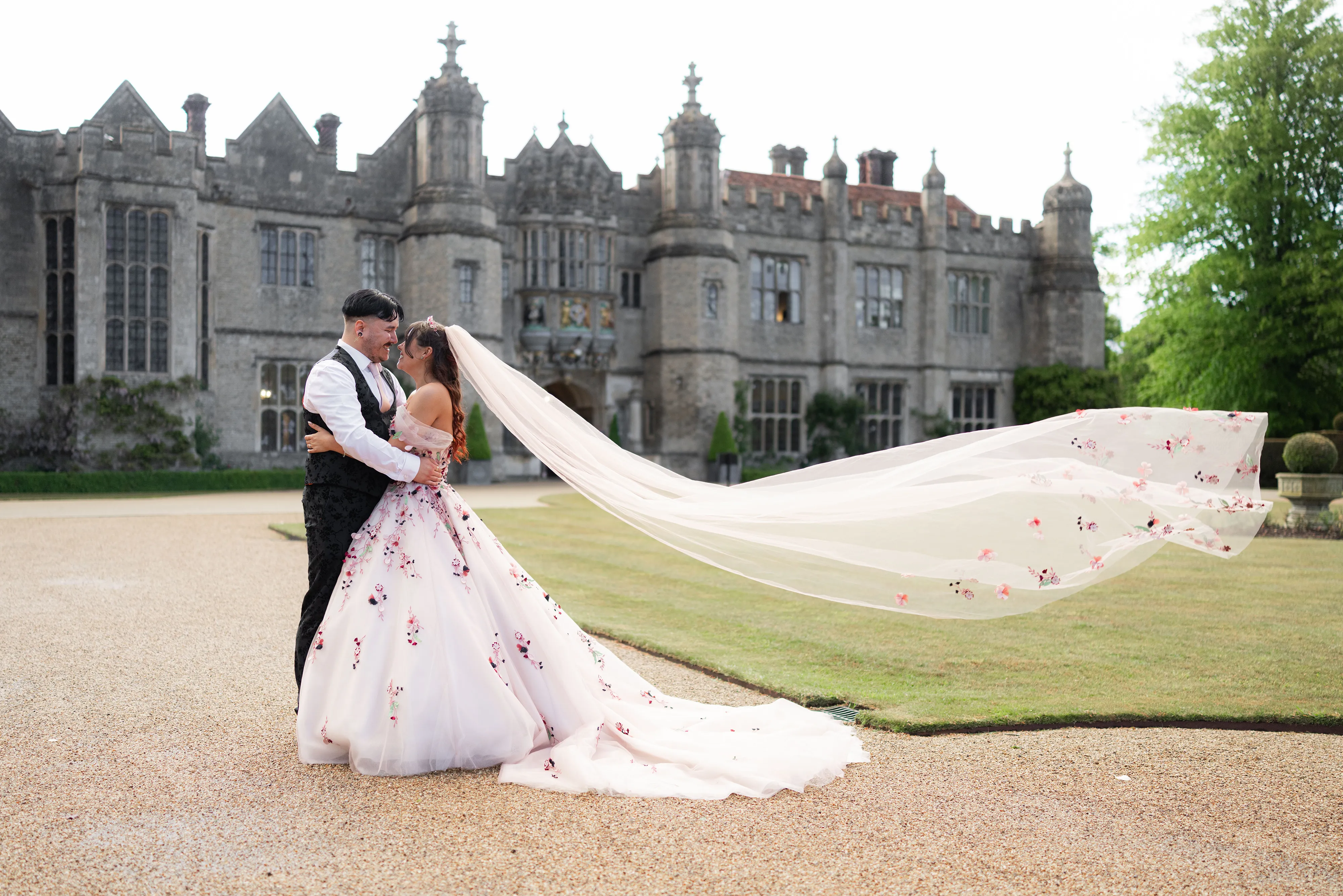 Luxury-wedding-photographer-hengrave-hall